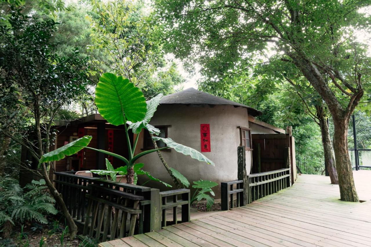 Zhou Ye Cottage Саньї Екстер'єр фото