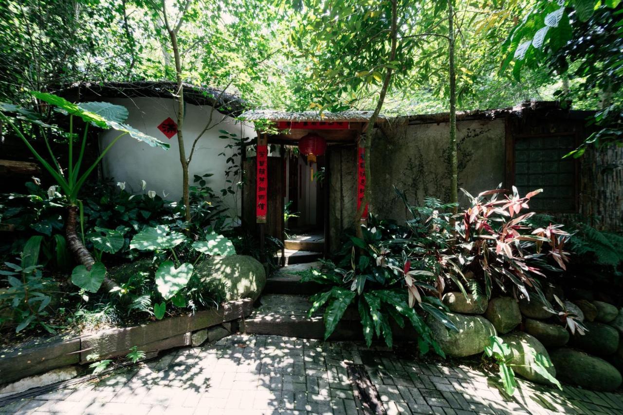 Zhou Ye Cottage Саньї Екстер'єр фото