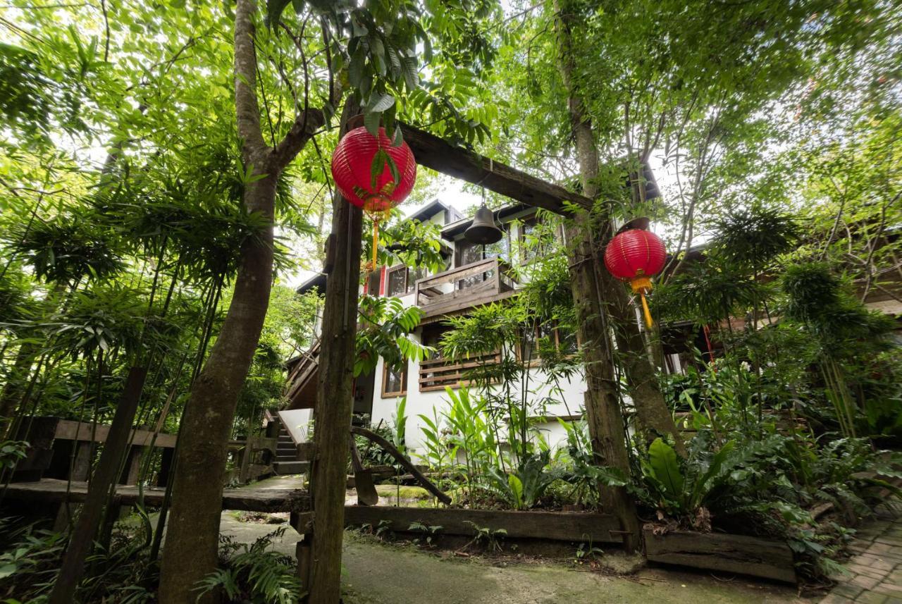 Zhou Ye Cottage Саньї Екстер'єр фото